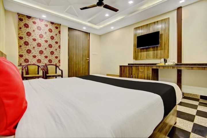 Room 16 of 81