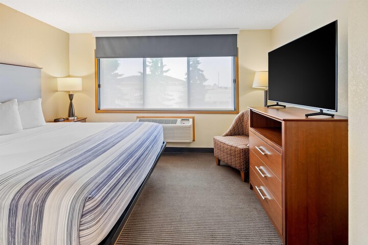 Room 18 of 48