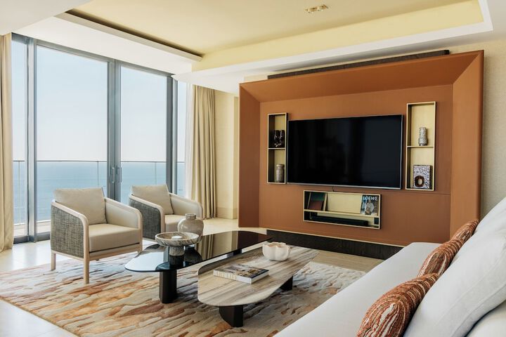 Room 32 of 119