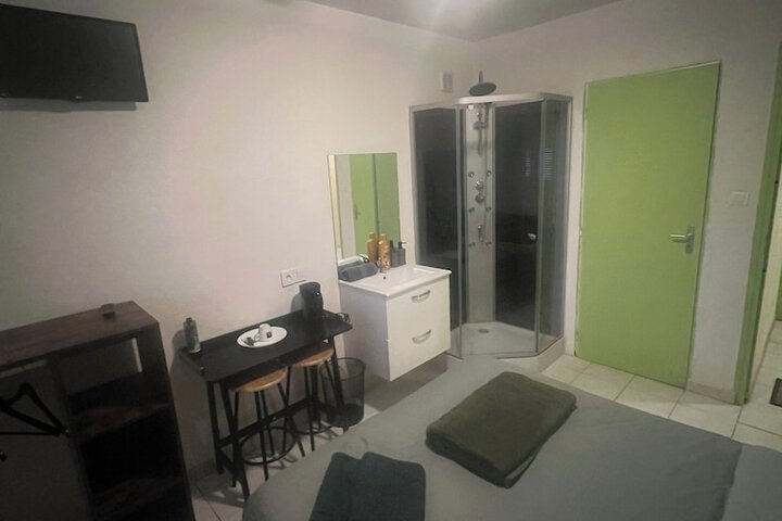 Room 29 of 51