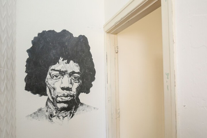 Room 10 of 72