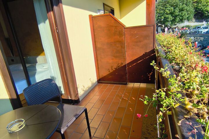 Terrace/Patio 17 of 37
