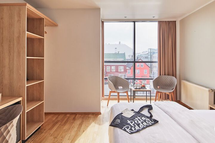 Room 20 of 46