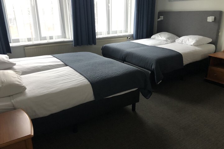Room 12 of 51