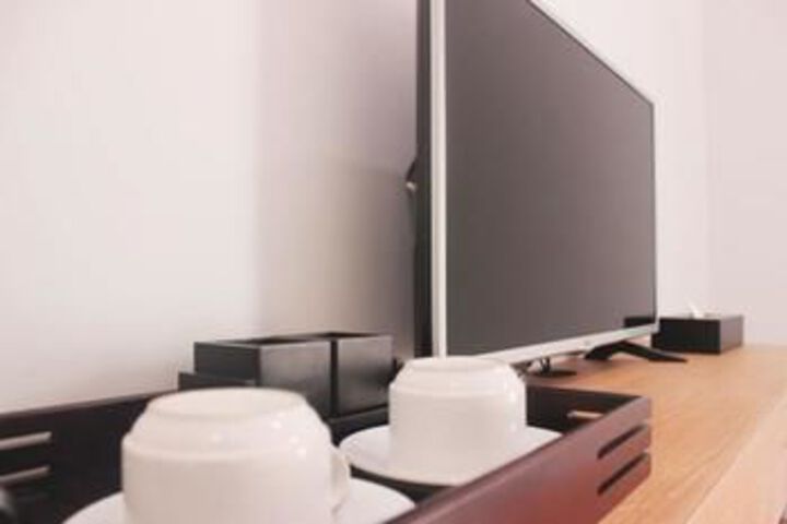 Room 10 of 15
