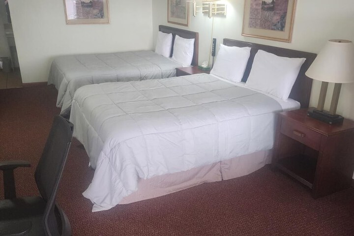 Deluxe Room 2 Queen Beds (2 of 6)