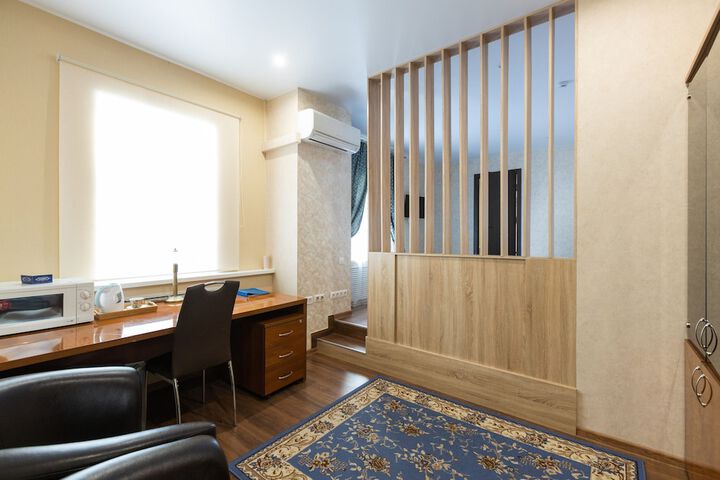 Room 15 of 61