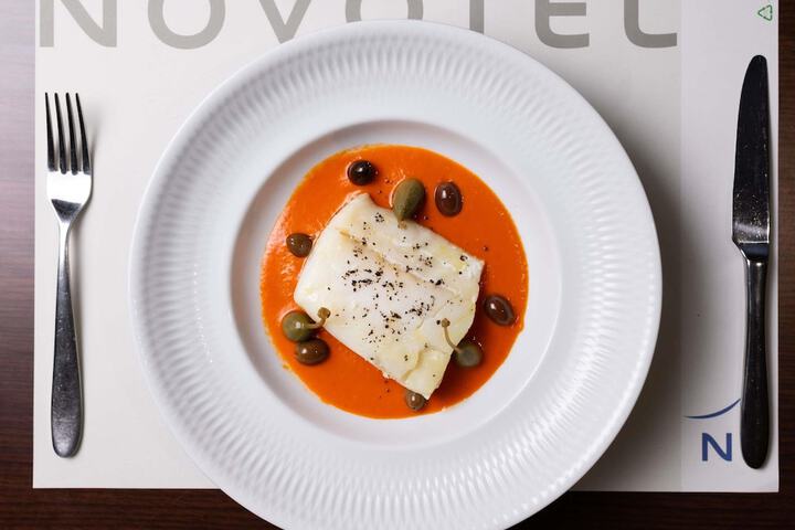 Dining 82 of 110