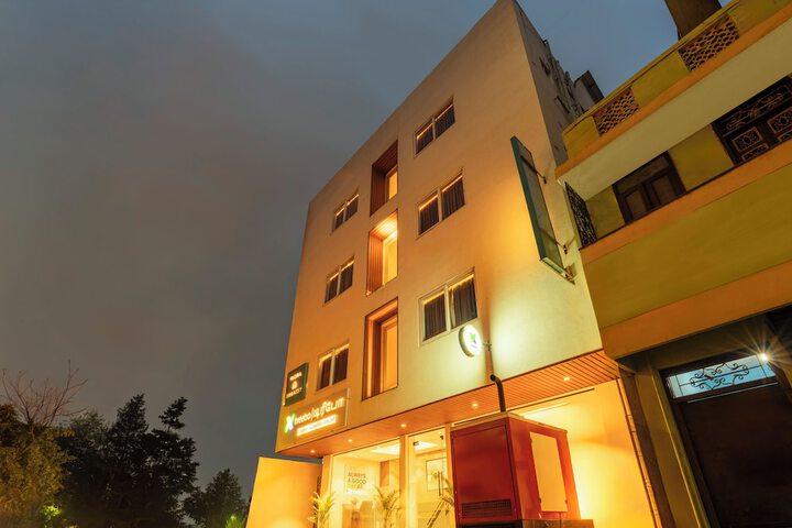 Hotel 43 of 44