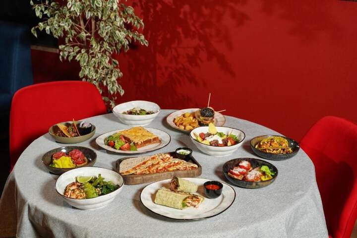 Dining 105 of 129