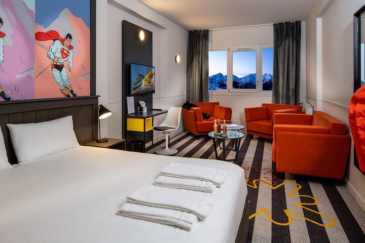Room 11 of 39