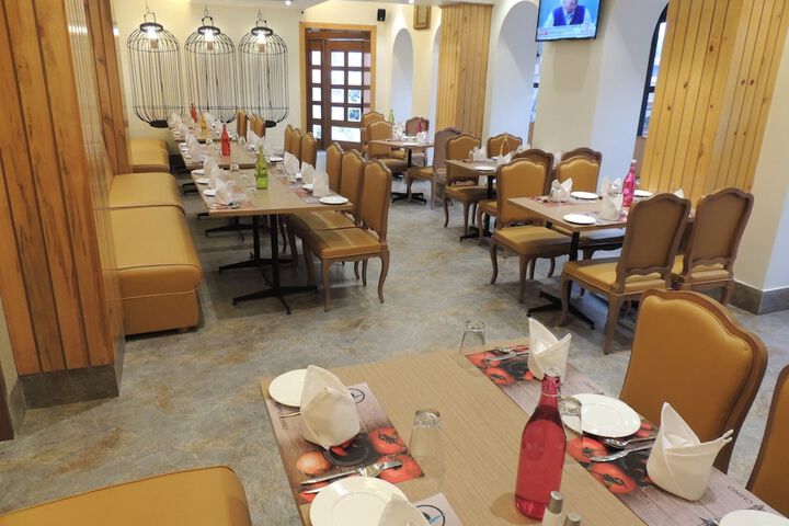 Dining 86 of 134