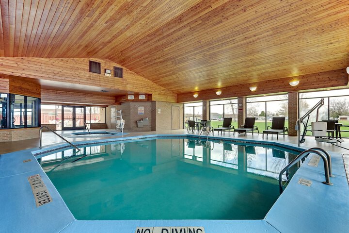 Pool 38 of 66