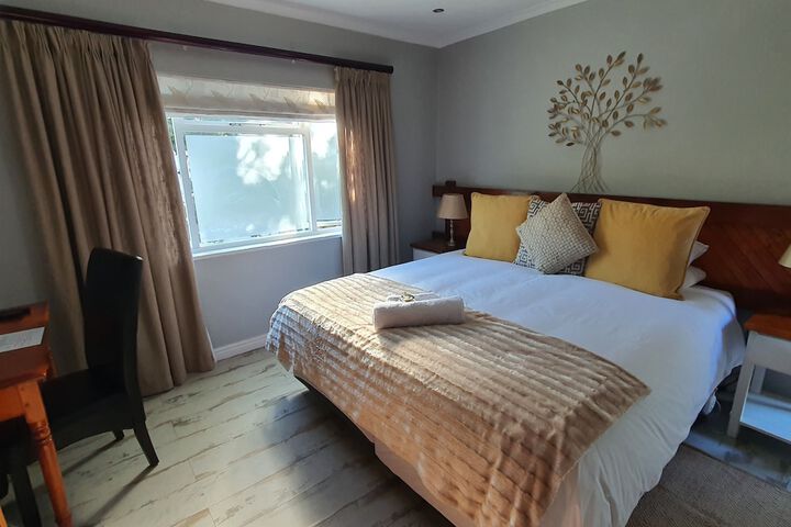 Room 10 of 52