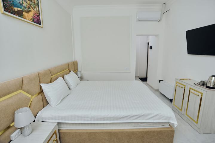 Room 14 of 29
