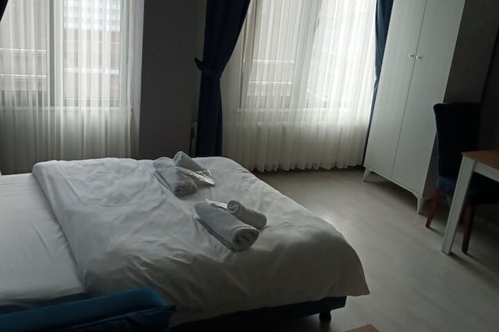 Room 22 of 54