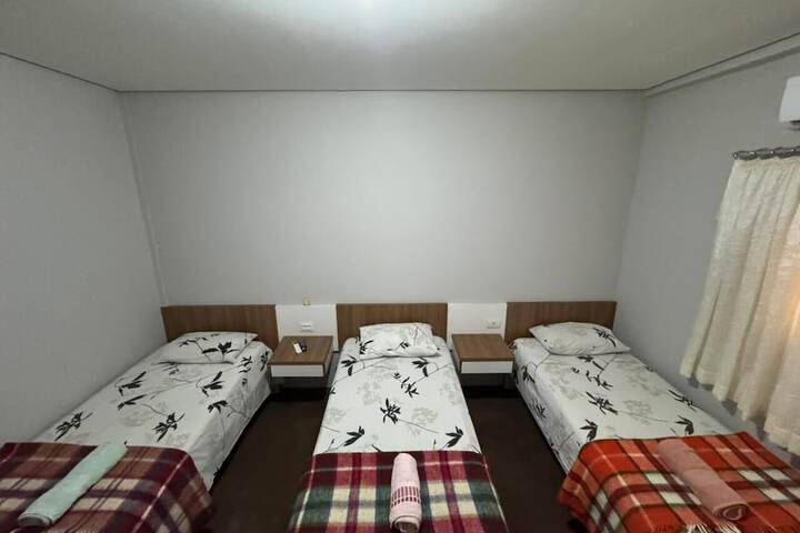 Room 18 of 37