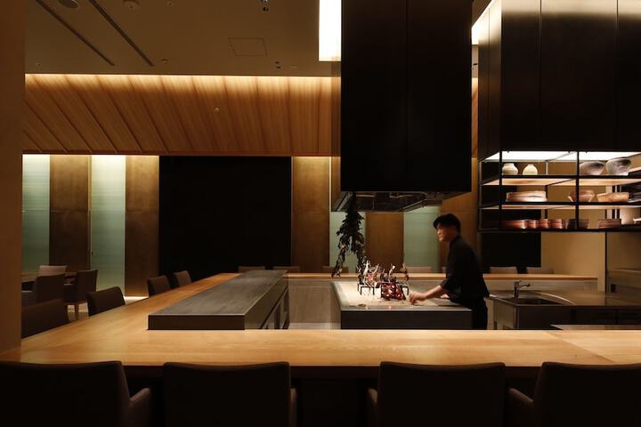 Dining 130 of 282