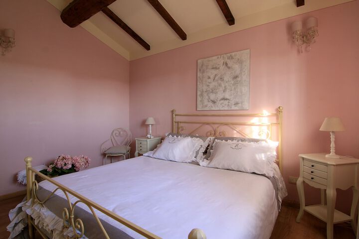Room 12 of 46
