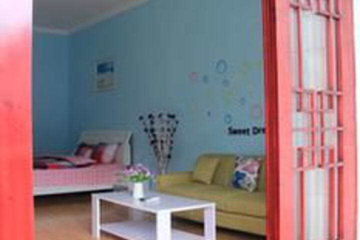 Room 48 of 87