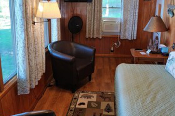 Room 61 of 210