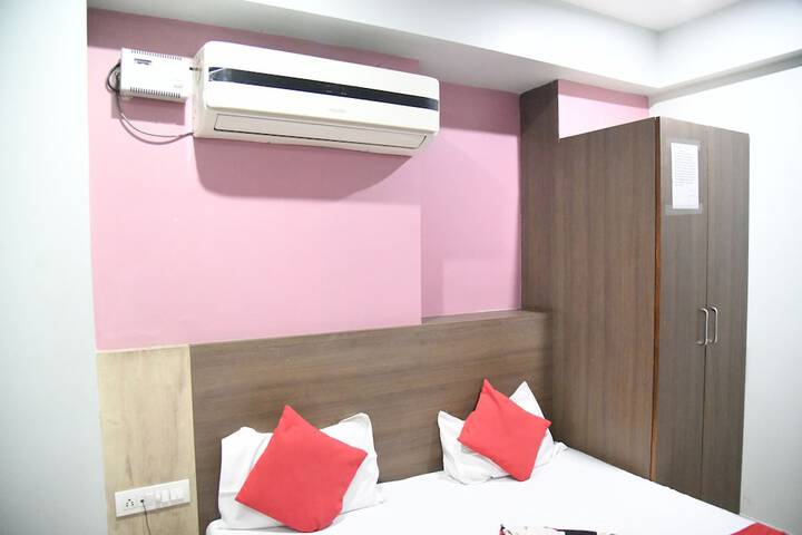 Room 27 of 72