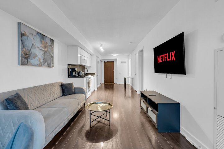 Harbourfront 2 Bed Suites in Toronto, ON