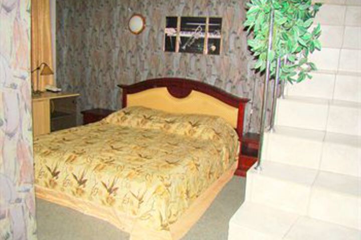 Room 33 of 58