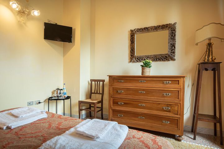 Room 18 of 59