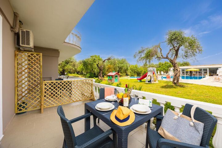 Terrace/Patio 47 of 73