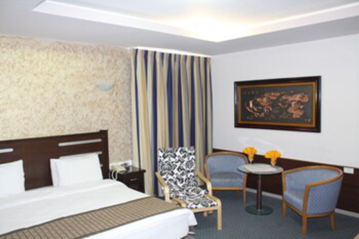 Room 37 of 51