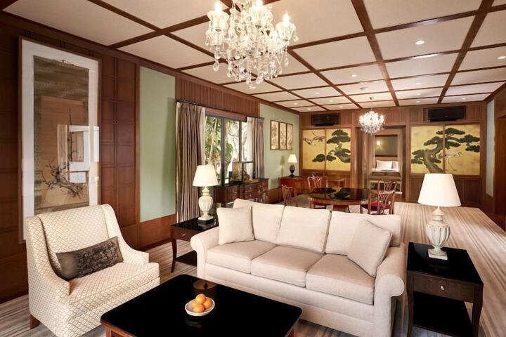 Room 48 of 193