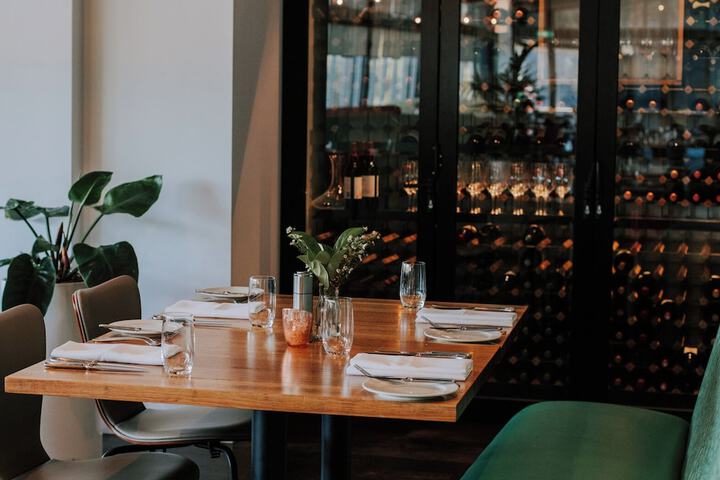 Dining 69 of 102