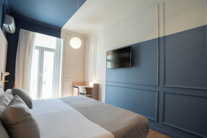 Room 16 of 96