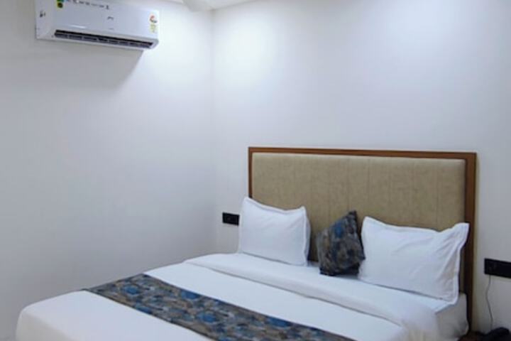 Room 38 of 50