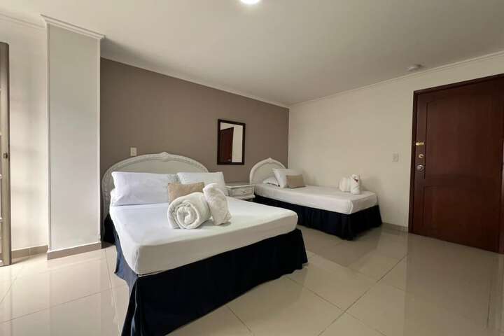 Room 3 of 61