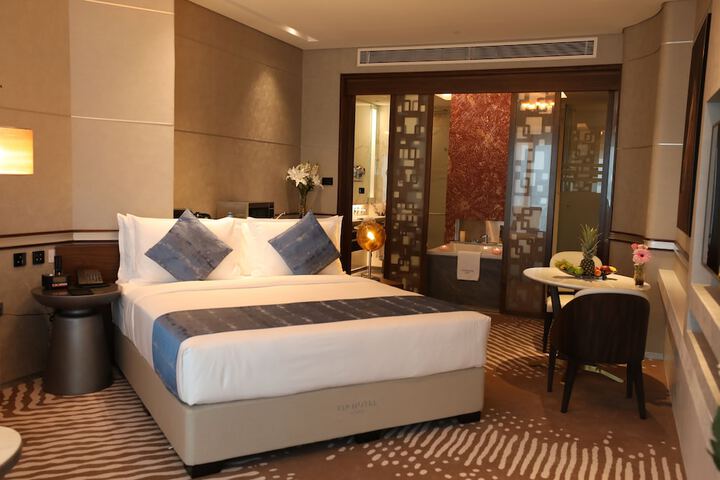 Room 15 of 67