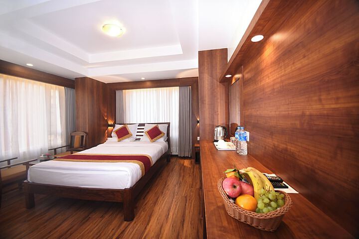 Room 16 of 32