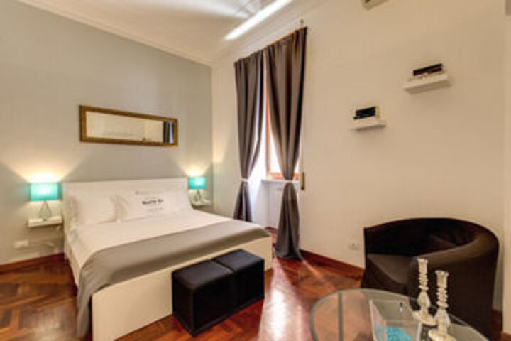Room 28 of 34