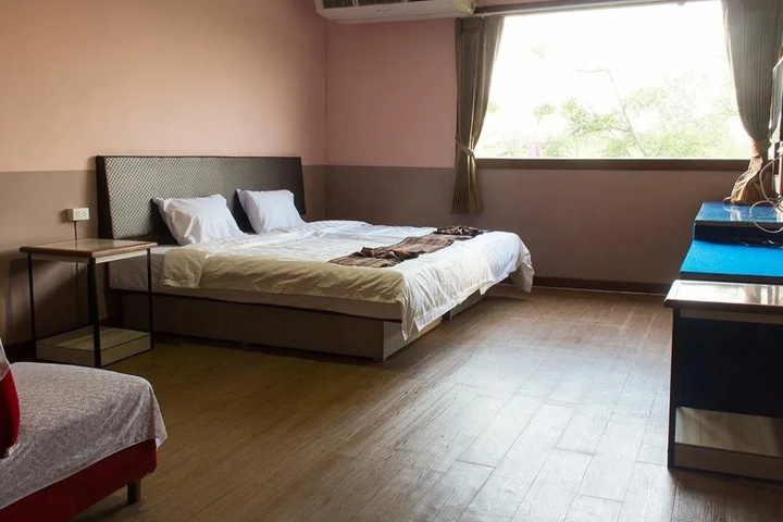 guest_rooms