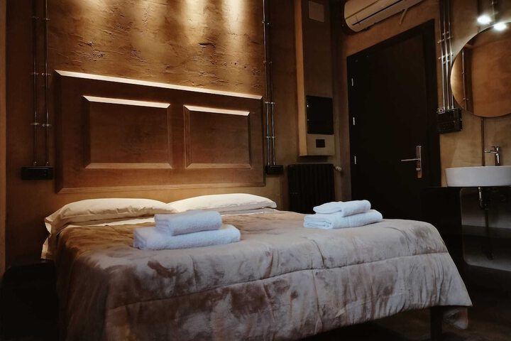 Room 20 of 132