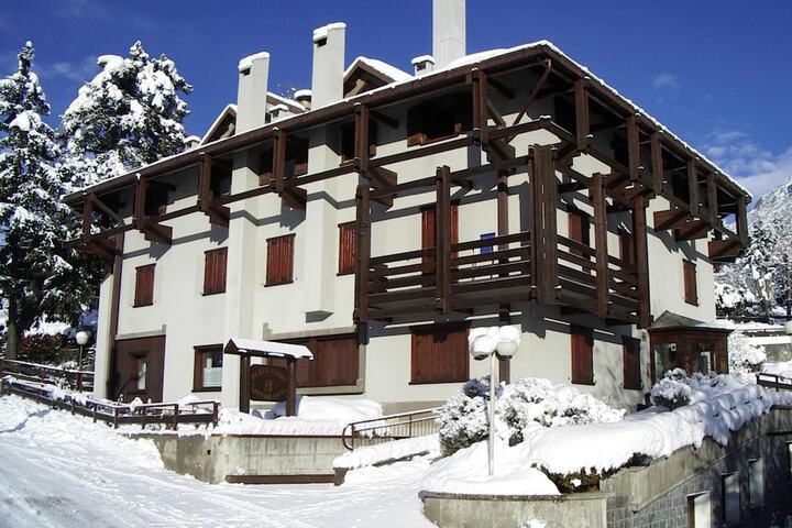 Hotel 45 of 48