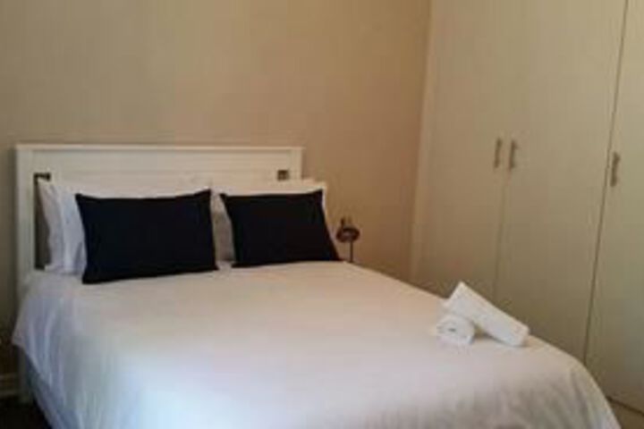 Room 8 of 43