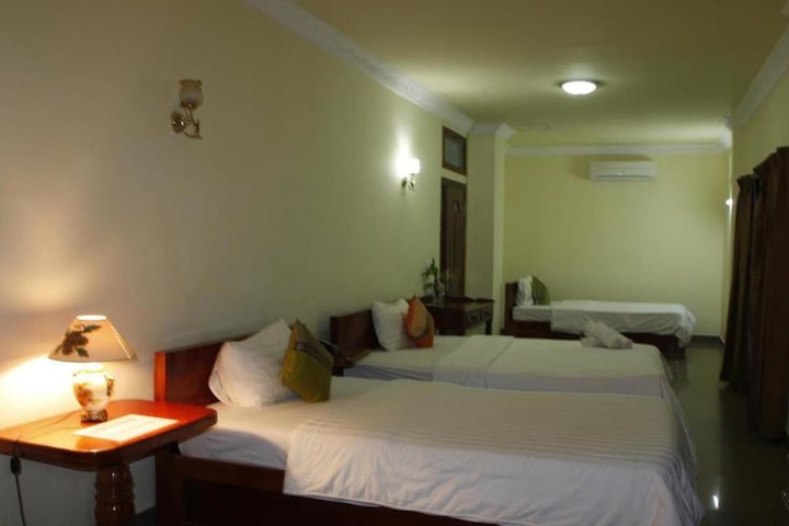 Room 9 of 23
