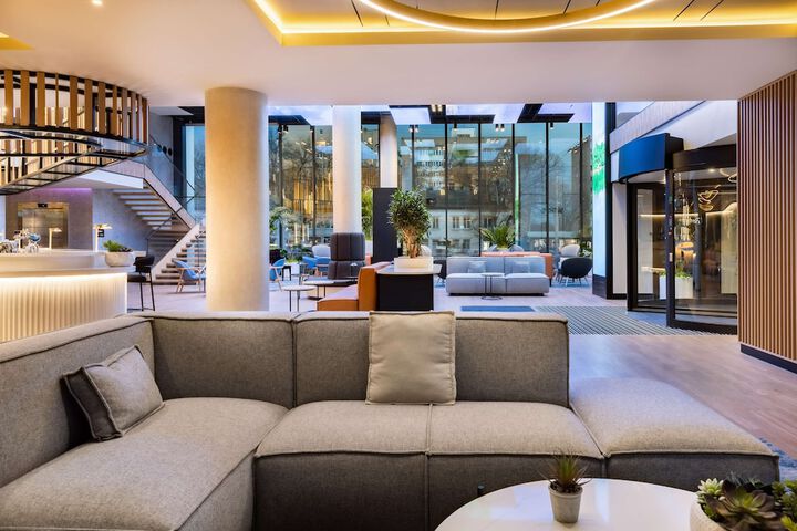 Hotel Interior 6 of 158