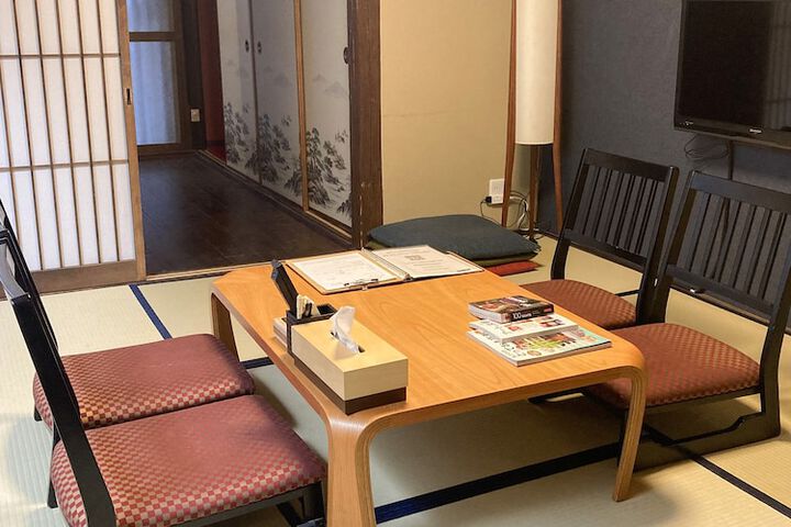 Room 29 of 51