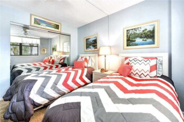 Room 26 of 32
