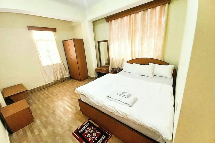 Room 2 of 12