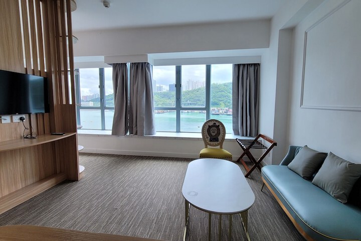 Room 29 of 50