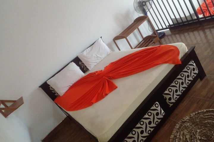 Room 13 of 61